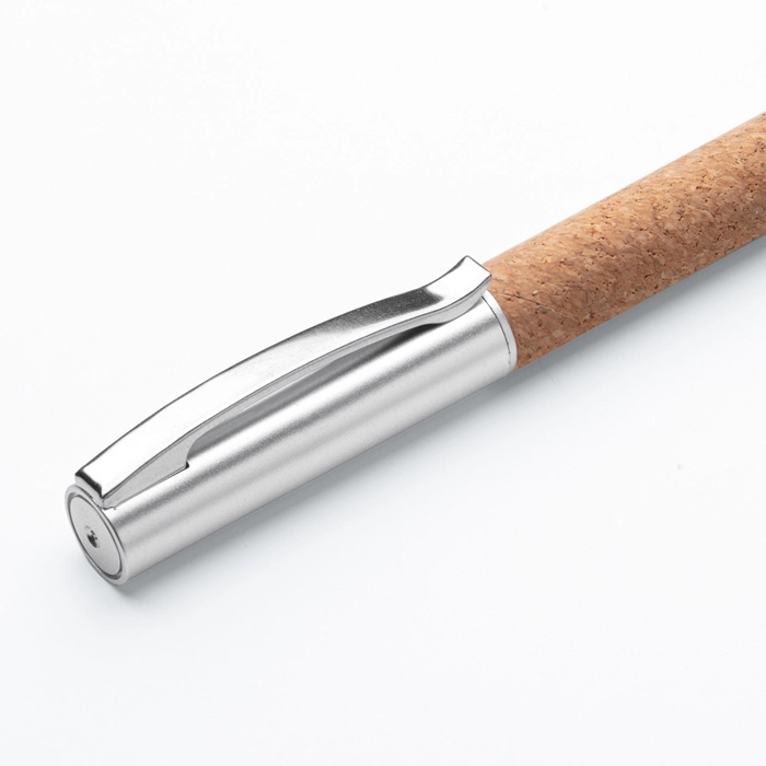 cork-twist-1.webp